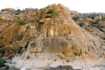 سنگ‌نگاره تاجگذاری اردشیر